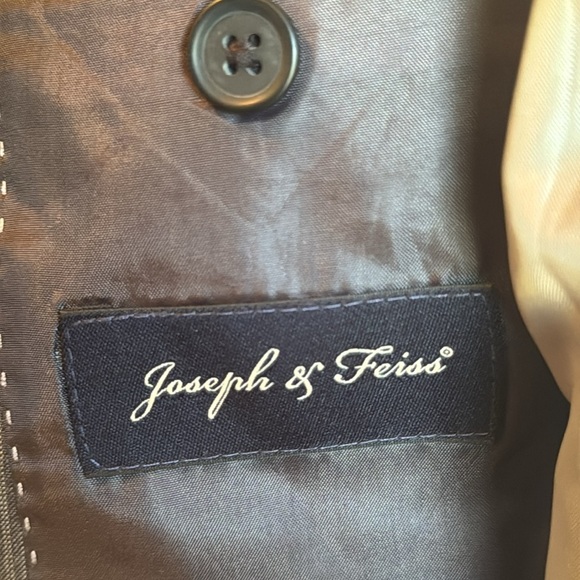 Boys Gray PinStriped Suit Jacket Size 8 Not New - Picture 11 of 16